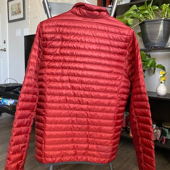 Red Small Eddie Bauer Mens Puffer Jacket - Picture 2 of 3